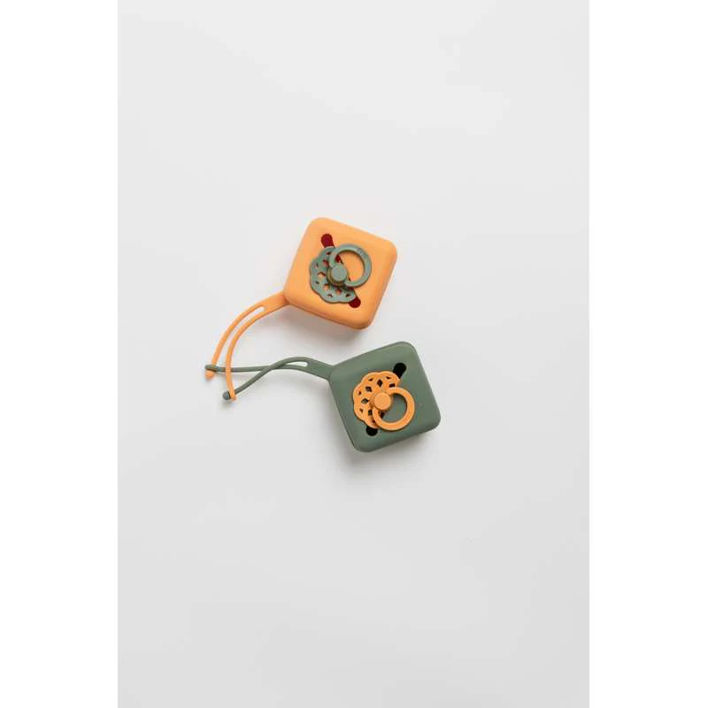 BIBS Accessories Pacifier Case - Silikone - Sutteboks m. Plads til 3 Sutter - Pine - Image 6