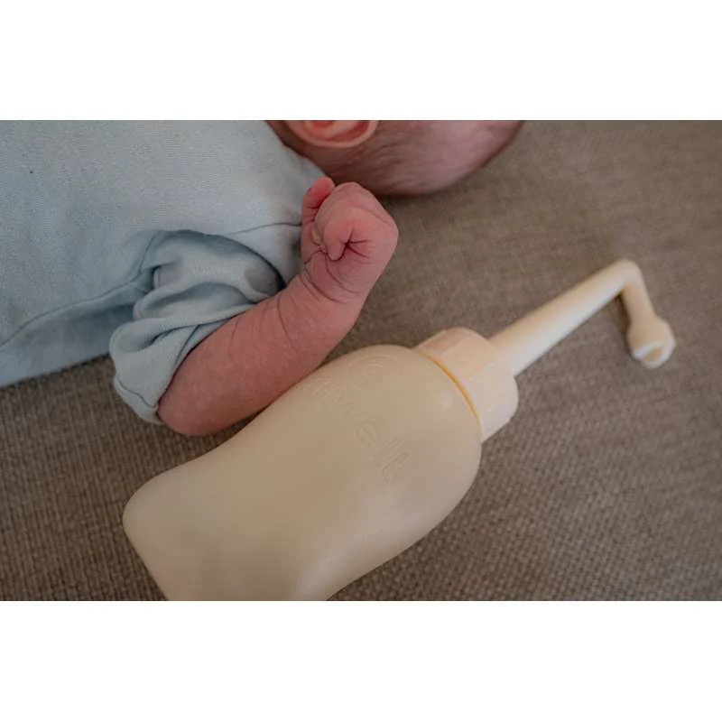 Carriwell Rinse bottle for after childbirth  - Image 11