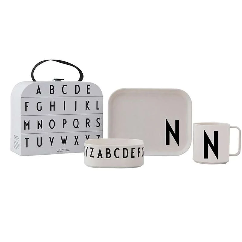 Design Letters Classics in a suitcase - Tritan spisesæt - Image 22