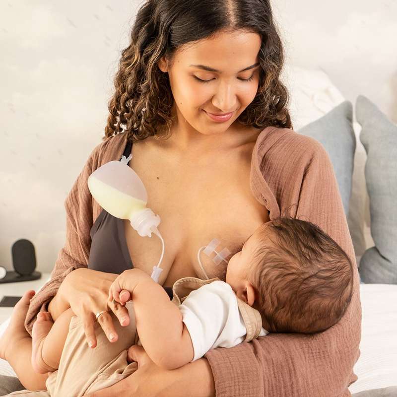 Haakaa Breastfeeding Stimulating SNS System - including Silicone Bag for Milk  - Image 9