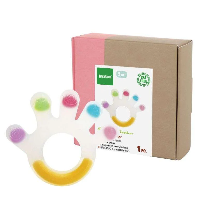 Haakaa Teething Ring - Hand  - Image 5