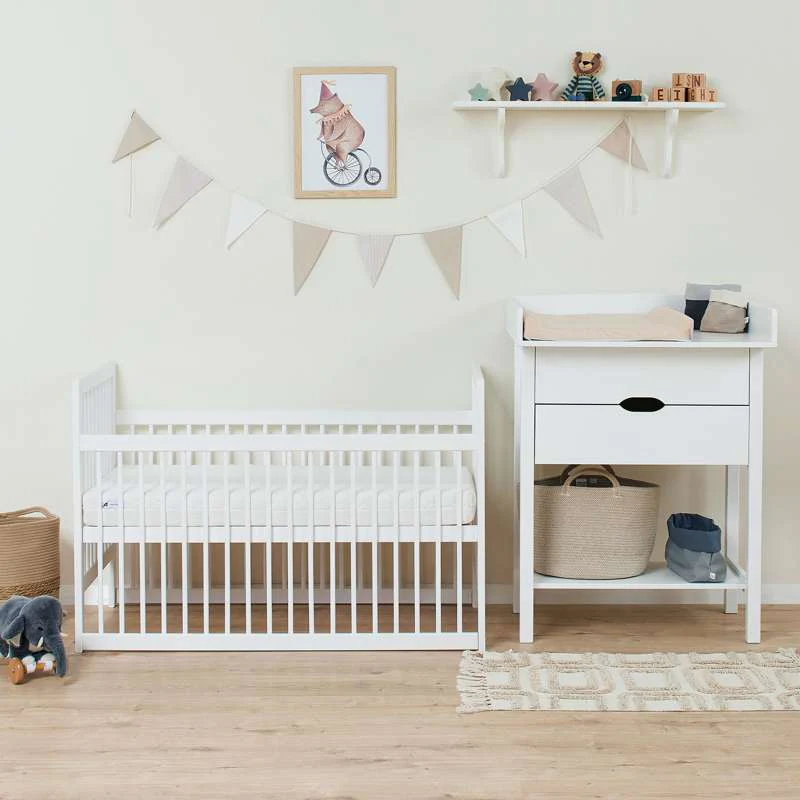 Hoppekids IDA-MARIE - Babyseng m. Justérbar Højde og Sidepanel - Hvid - Image 19