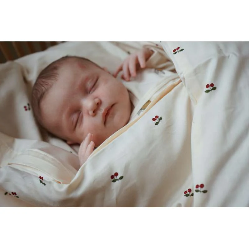 Konges Sløjd Bedding - Baby - GOTS - Cherry  - Image 3