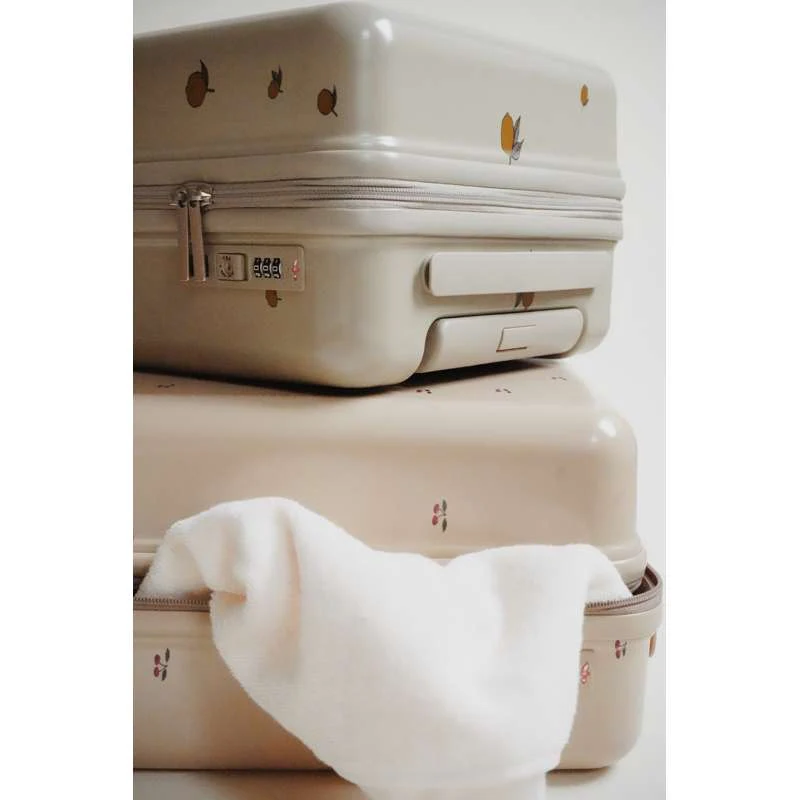 Konges Sløjd Travel suitcase - Lemon  - Image 3