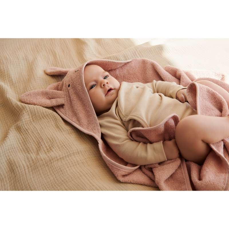 Liewood Albert Bath Towel with Hood - Baby - Rabbit/Rose  - Image 3