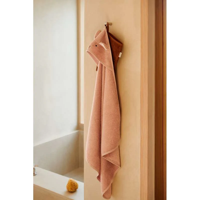 Liewood Albert Bath Towel with Hood - Baby - Rabbit/Rose  - Image 4