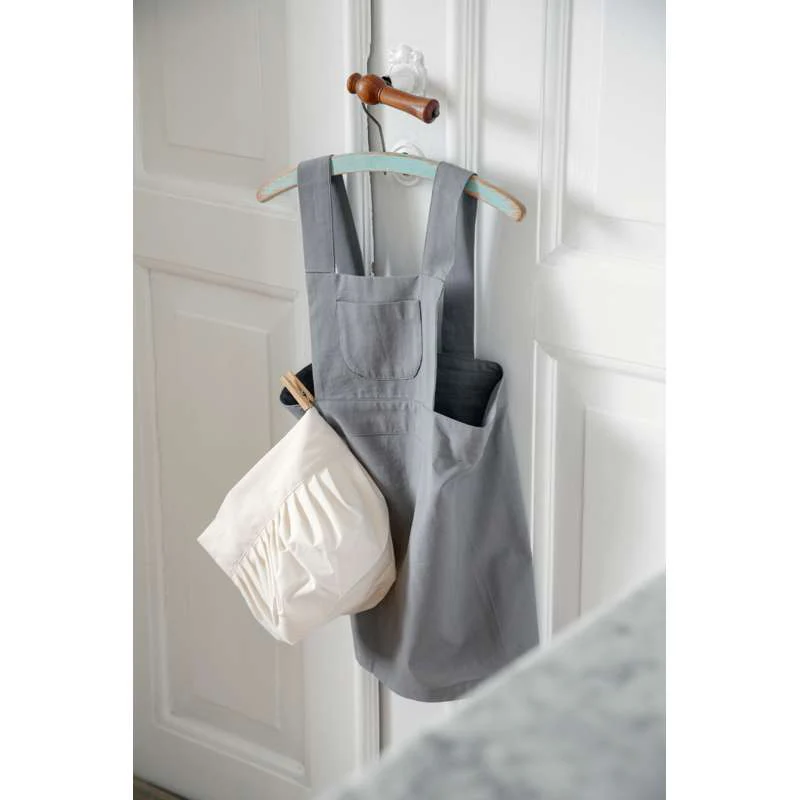 Sebra Children's apron with chef's hat - Elephant Grey/Classic White  - Image 2